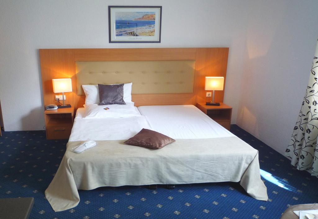 Hotel Abalone Remscheid Eksteriør bilde